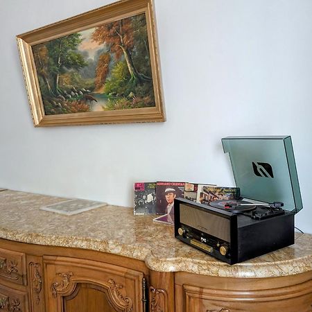 Maison De Style Tout Confort, Position Ideale, Avec Clim Et Petit Exterieur 오랑주 외부 사진