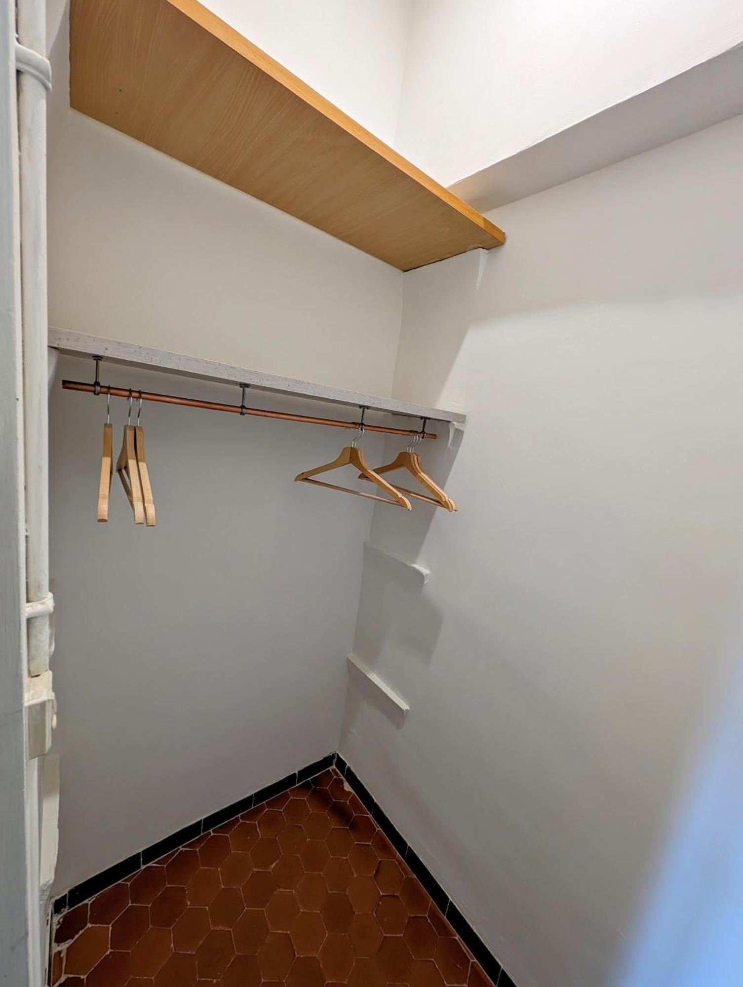 Maison De Style Tout Confort, Position Ideale, Avec Clim Et Petit Exterieur 오랑주 외부 사진