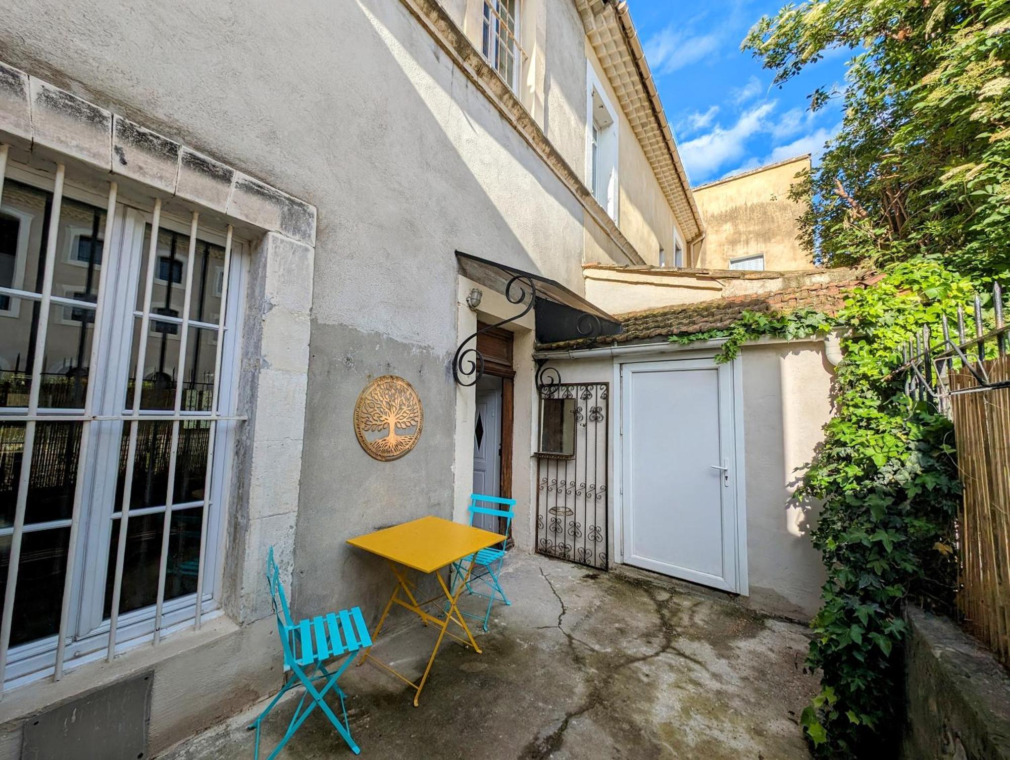 Maison De Style Tout Confort, Position Ideale, Avec Clim Et Petit Exterieur 오랑주 외부 사진